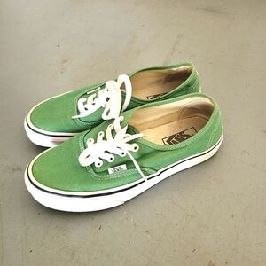 Vans Authentic
